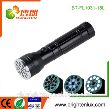 China Best Selling Matal Material Handheld UV Blacklight Détecteur d&#39;empreintes digitales Alimenté Meilleur pointeur laser uv light led flashlight